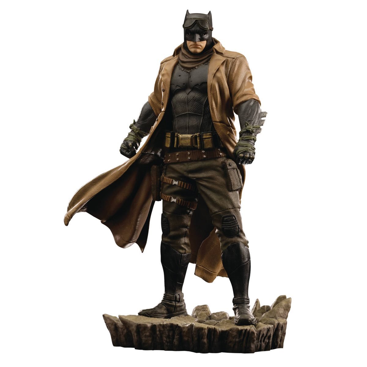 BATMAN KNIGHTMARE CON CHALECO MARRON LIGA DE LA JUSTICIA IRON STUDIOS  10.63 PULGADAS